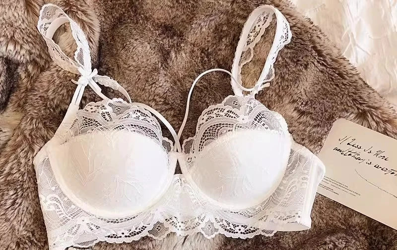 MOYISU Sexy Lace Bralette Set Small Busts French Design Removable Straps with Thin Push Up Pads, Soft Underwire Bra Cover Top