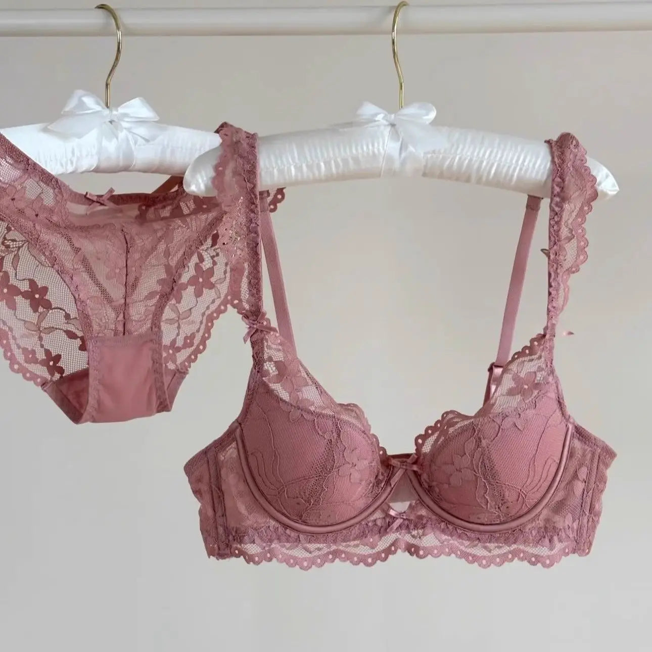 Sexy Lace Bow Thin Section Bra Small Breasts Gathered Collect Vice Breasts Comfortable Soft Steel Ring Anti-Sagging Bra Set