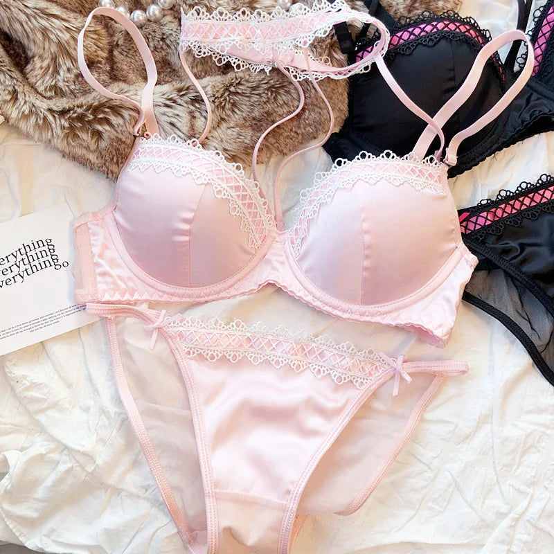 MOYISU Lolita French Pure Desire Sexy Lace Satin Spice Girl Bra Small Chest Gathering Halter Hollow Underwear Set Soft Underwire