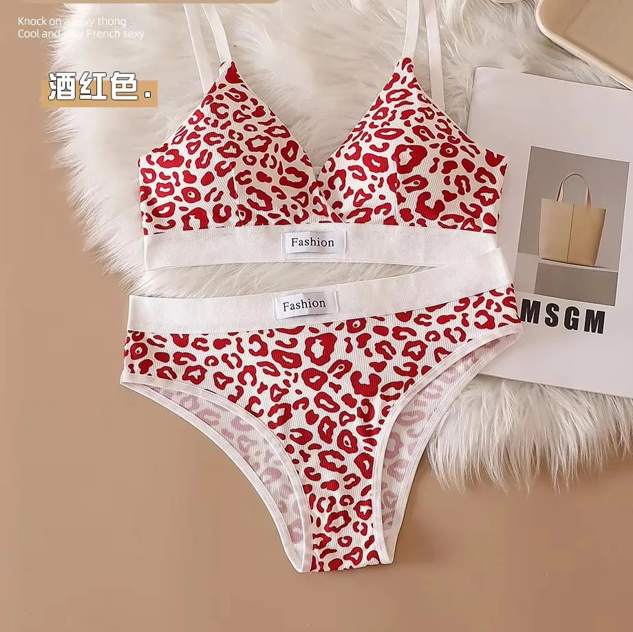 1/5/6Sets New Women's Leopard Print Traceless and Steel Rim Bra Adjustable Shoulder Strap Back Women's Underwear Set