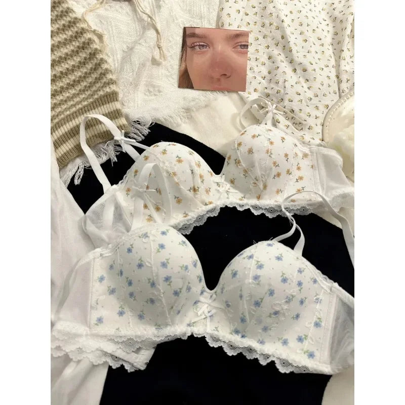 MOYISU JP & SK Lacy Lingerie Girl's Small Breast Pull Up No Underwire Top Support Anti-sag Retraction Sexy Floral Bra Cover Set
