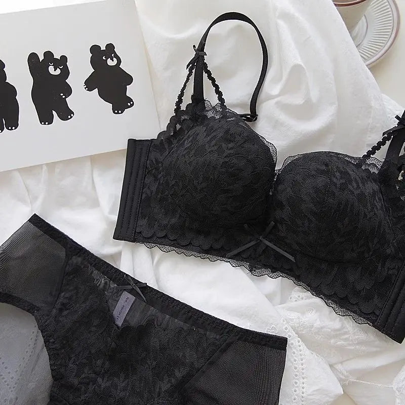 French romantic girl's underwear with lace and no steel hoop, gathered top support bra