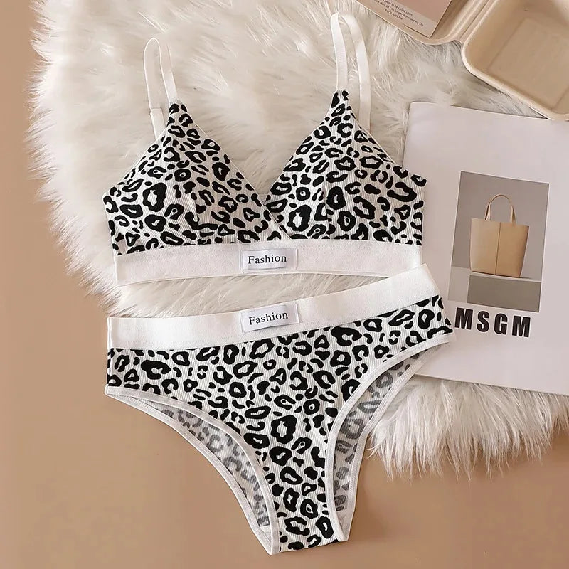 1/5/6Sets New Women's Leopard Print Traceless and Steel Rim Bra Adjustable Shoulder Strap Back Women's Underwear Set