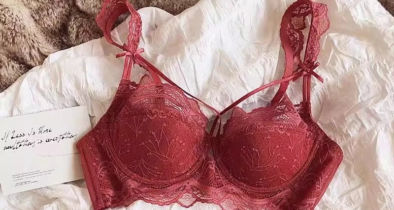 MOYISU Sexy Lace Bralette Set Small Busts French Design Removable Straps with Thin Push Up Pads, Soft Underwire Bra Cover Top