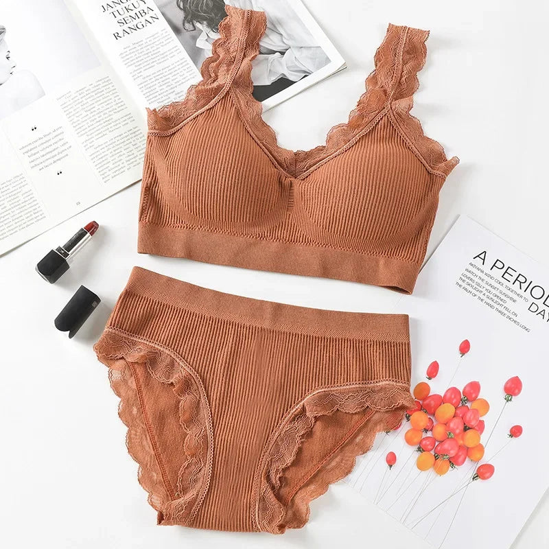 Newest Sexy Lace Underwear Set Padded Bra Set Without Steel Ring Solid Women's Underwear Brassiere Comfortable Fitness Crop Top