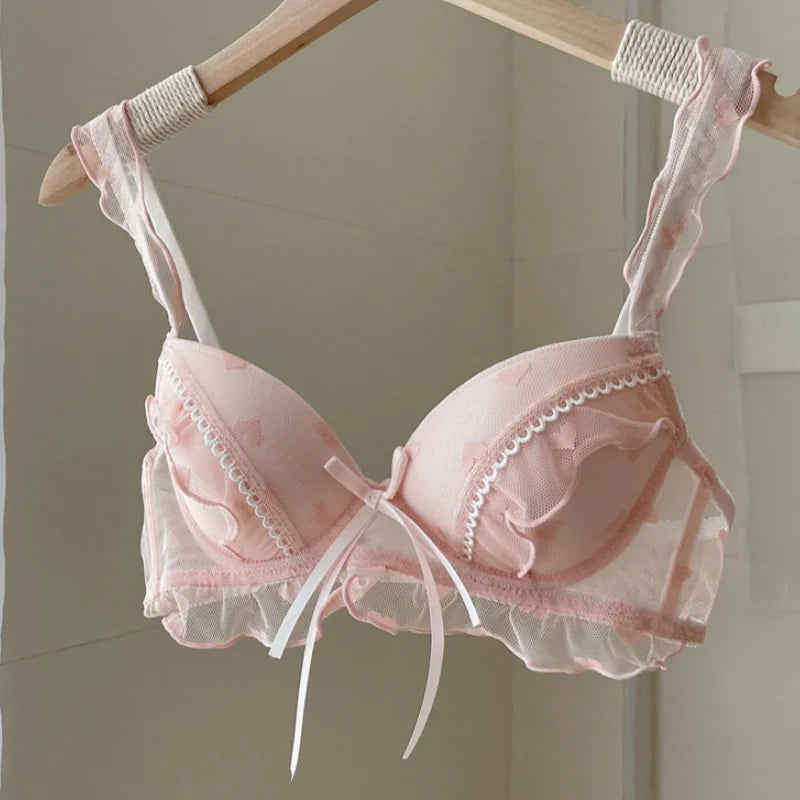 Japanese-style sweet bow lace lingerie for girls, pure and unrestrained, small-cut, curse-fitting bra