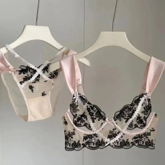 Sexy Lace Bra Breathable Thin Section French Pure Desire Soft Steel Ring Anti-Sagging Gathered Beautifully Embroidered Bra Set