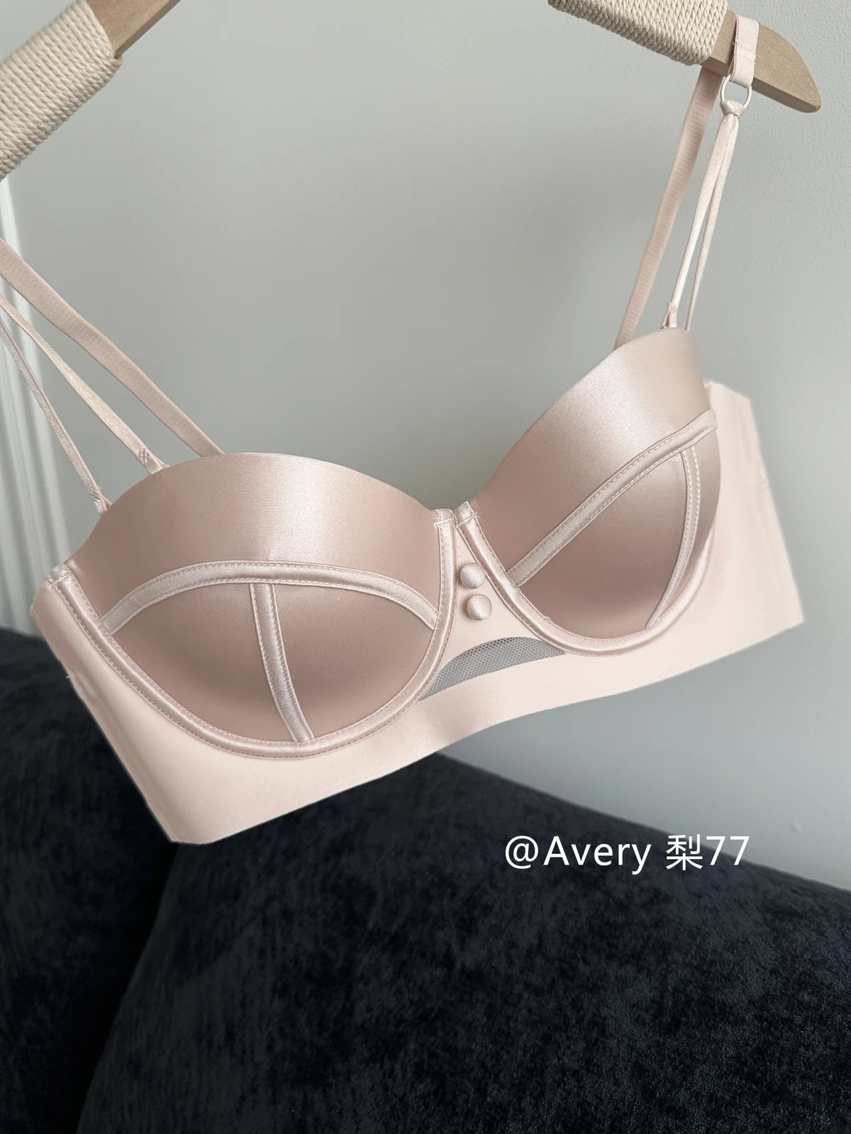 YUQI French Retro Pearl Satin Bra Set - AA Cup Strapless Push Up Lingerie, Anti-Sagging Padded Half Cup Underwear  Sex Underwear