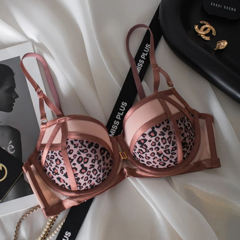 Sexy Leopard Lingerie Set Gathered Hollow Thin Belt to Collect Breasts Bra on the Thin Bottom Thick Soft Steel Ring Bra Set