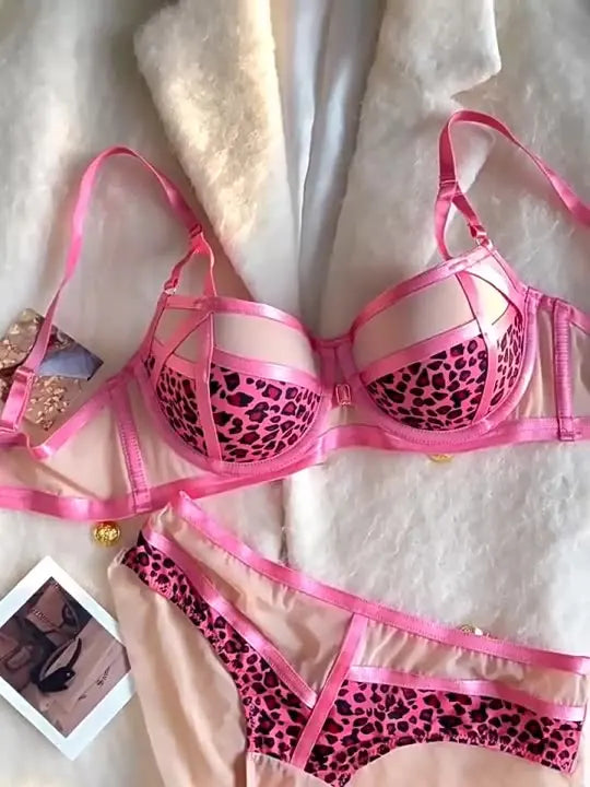 Sexy Leopard Lingerie Set Gathered Hollow Thin Belt to Collect Breasts Bra on the Thin Bottom Thick Soft Steel Ring Bra Set
